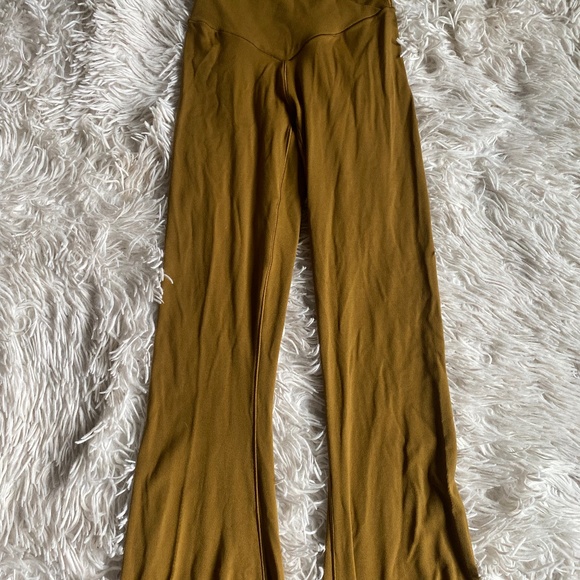 Aerie Offline Mustard Flare Leggings - XXS - Picture 2 of 3